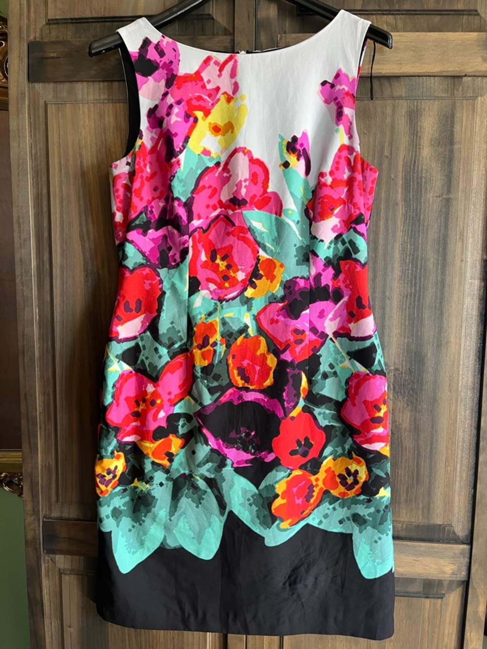 Adrianna Papell size 6 women’s sleeveless sheath floral classic fit dress